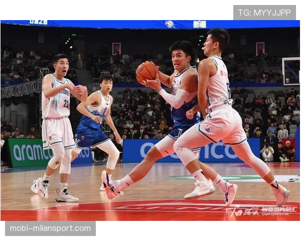 新疆伊力特外线投射稳定 三分命中率支撑空间型进攻体系